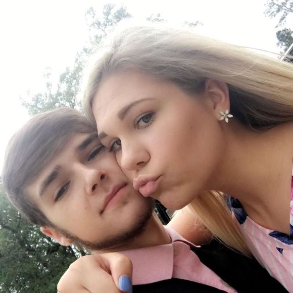 Meet your Posher, Gavin - Picture 1 of 1